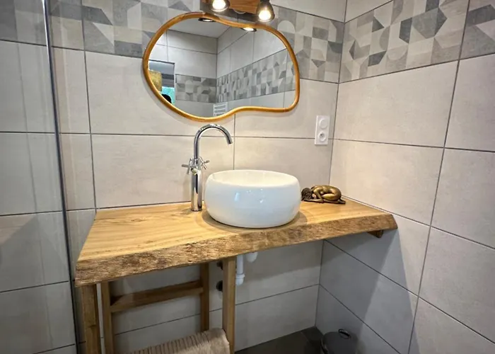 De Monthardrou Le Beny-Bocage