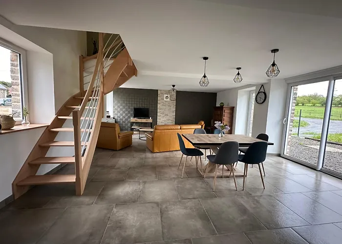 De Monthardrou Holiday home *